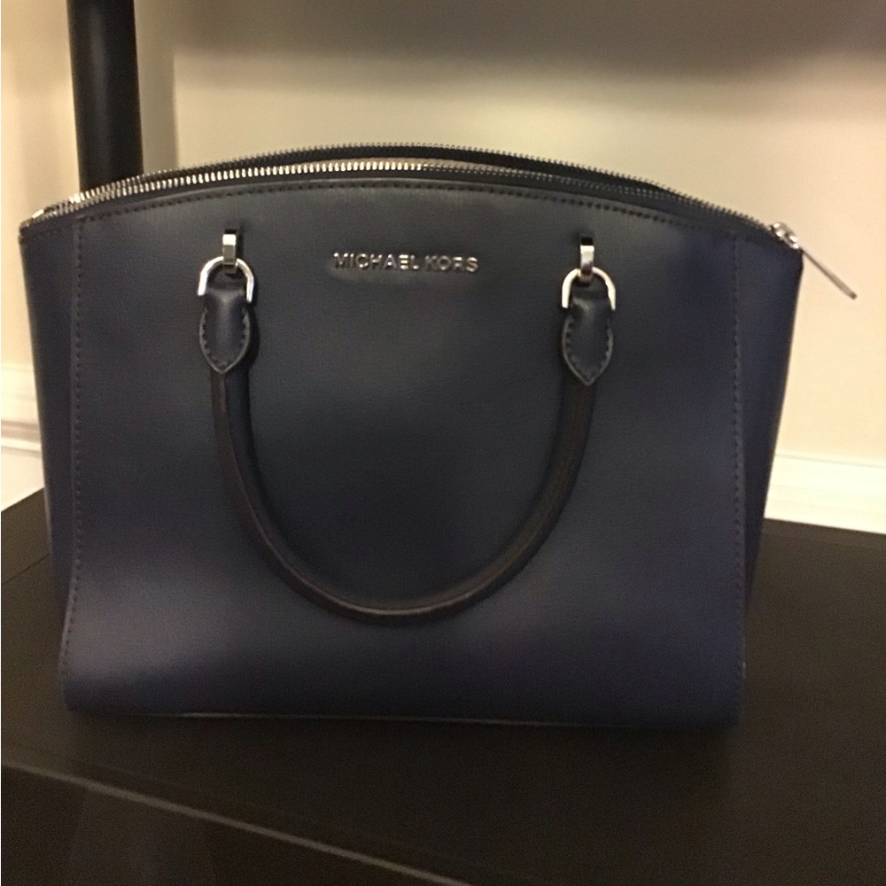 Michael Kors Ellis Satchel